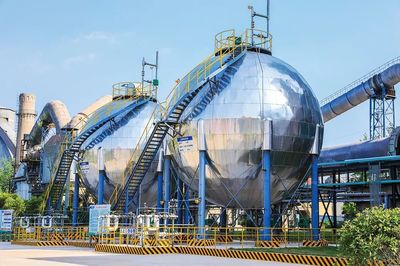 中國建材雜志丨&ldquo;一強(qiáng)三冠&rdquo; 世界一流--安徽海螺集團(tuán)黨委書記、董事長高登榜訪談錄